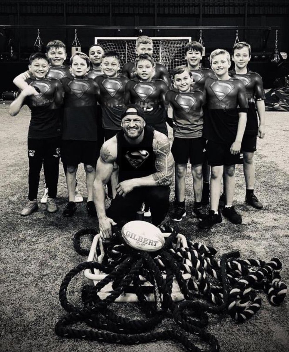 Our Whitehead <a href="/Steelersjrfc/">Whitehead Steelers</a> U12’s are fighting for a place in the Dragons Cup Final- could you support with a vote &amp; tweet please 🙏🏻 <a href="/RealRomfordPele/">Ray Parlour</a> <a href="/PaulMerse/">Paul Merson</a> <a href="/RealRazor/">Neil Ruddock</a> <a href="/Sharpeyofficial/">Lee Sharpe</a> 🤞🏼

x.com/dra_community/…