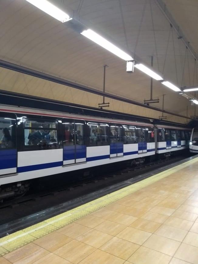 lumicaso's tweet photo. @Mistermopilas @placebodelbo Tranvía en #Berlín y el metro en #Munnich y #Madrid. Sumercé sabe que en el 2019 me di una vueltica por allá...😉😉😉😉 https://t.co/5euXeZaXhH