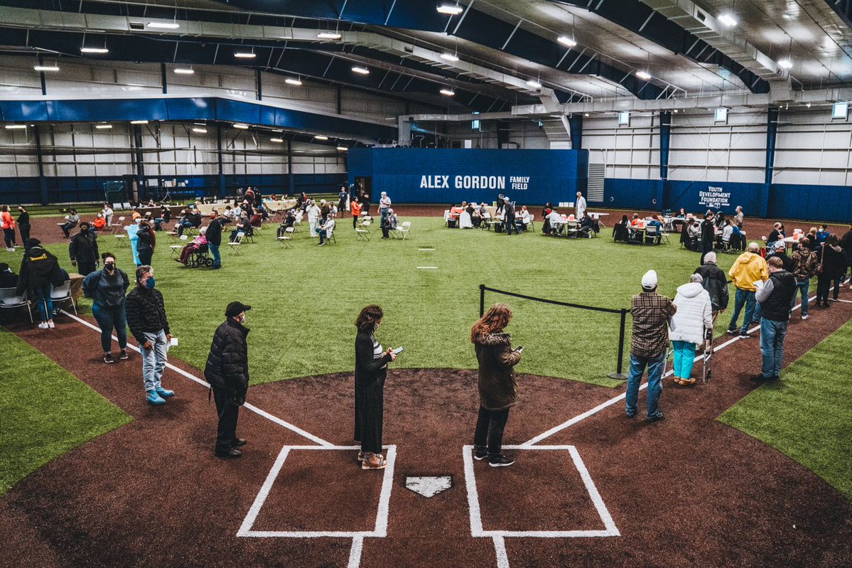 Kansas City Royals Foundation (@kcroyalsfdn) on Twitter photo Over 400 Kansas Citians rounded the bases at the <a href="/KC_UYA/">KC Urban Youth Academy</a> yesterday to receive their first COVID-19 vaccine to kick off a series of pre-registered vaccination days hosted at the facility. 💪
#TogetherRoyal Over 400 Kansas Citians rounded the bases at the <a href="/KC_UYA/">KC Urban Youth Academy</a> yesterday to receive their first COVID-19 vaccine to kick off a series of pre-registered vaccination days hosted at the facility. 💪
#TogetherRoyal
