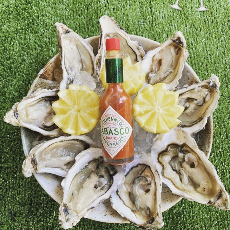 Oysters and tabasco, perfect combination. How do you like your oysters? #porlockbayoysters #seafood #oysterslover #oysters #seafood #localproduce #oysterslover #locallygrown