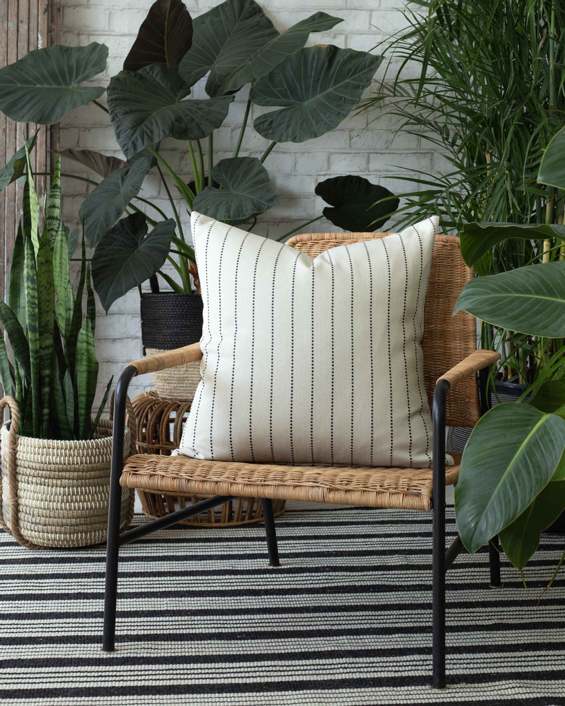 New Outdoor Pillow collection is launched &amp; live! All made in house with nothing but love and quality. 🌿♡

l8r.it/s4Va