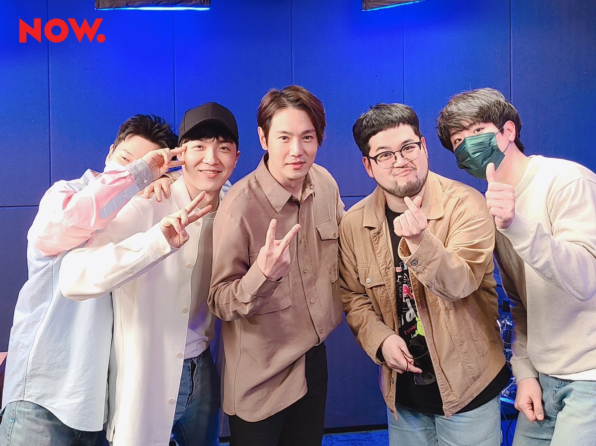 npop_zip's tweet photo. #적재 의 #야간작업실 화요일에 열리는 #야간합주실 이번 주는 반가운 #환희 씨와 함께 했습니다. 플라이투더스카이 노래 듣고 자란 암호준재의 행복MAX 야합실🥰 모두를 계속 감동하게 만든 환희 클라스👏🏻👏🏻👏🏻 최고였어요 #NOW온에어 https://t.co/2ZNP7PDZU7