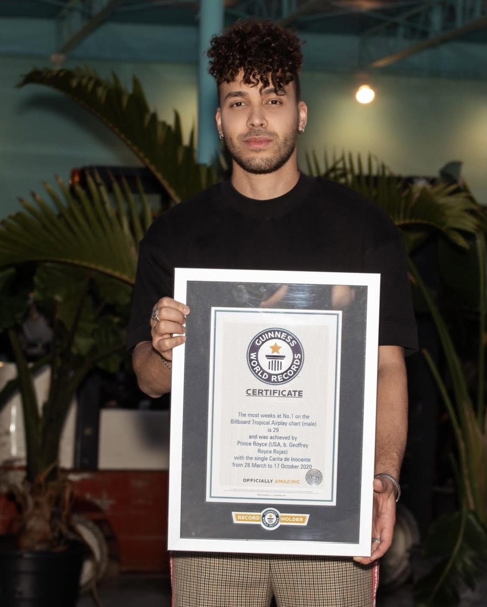 Did u know <a href="/PrinceRoyce/">Prince Royce</a> was recognized by @GuinnessMuseum? #PrinceRoyce spent 29 weeks straight at #1 on the <a href="/billboard/">billboard</a> #TropicalAirplayChart with #CaritadeInocente! It reached #1 on the #Billboard #LatinAirplayChart too. #ICONIC 👏🏼🥇🏆 #LatinHitsEnt #ThrowbackThursday #tbt
