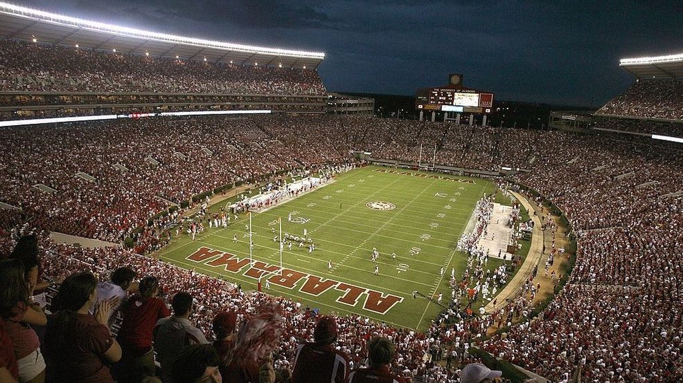 jaleel_skinner's tweet photo. ‼️WOW‼️ I’m extremely blessed and excited to say that I’ve received an offer from The University of Alabama #RollTide @GreerRecruits @AlabamaFTBL @CamNewton7v7 https://t.co/QAm05RchGw
