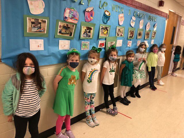 On St. Patrick’s Day and every day, I am the luckiest teacher ever:)🍀 At the end of my rainbow🌈 I find two Kindergarten Classes I love and treasure. My Warwick Bears 🐻are priceless beyond all the pots of gold💰in the universe ! 💚👫💚 <a href="/CBWarwickElem/">Warwick Elementary School CBSD</a> <a href="/CBSDSchools/">Central Bucks SD</a>