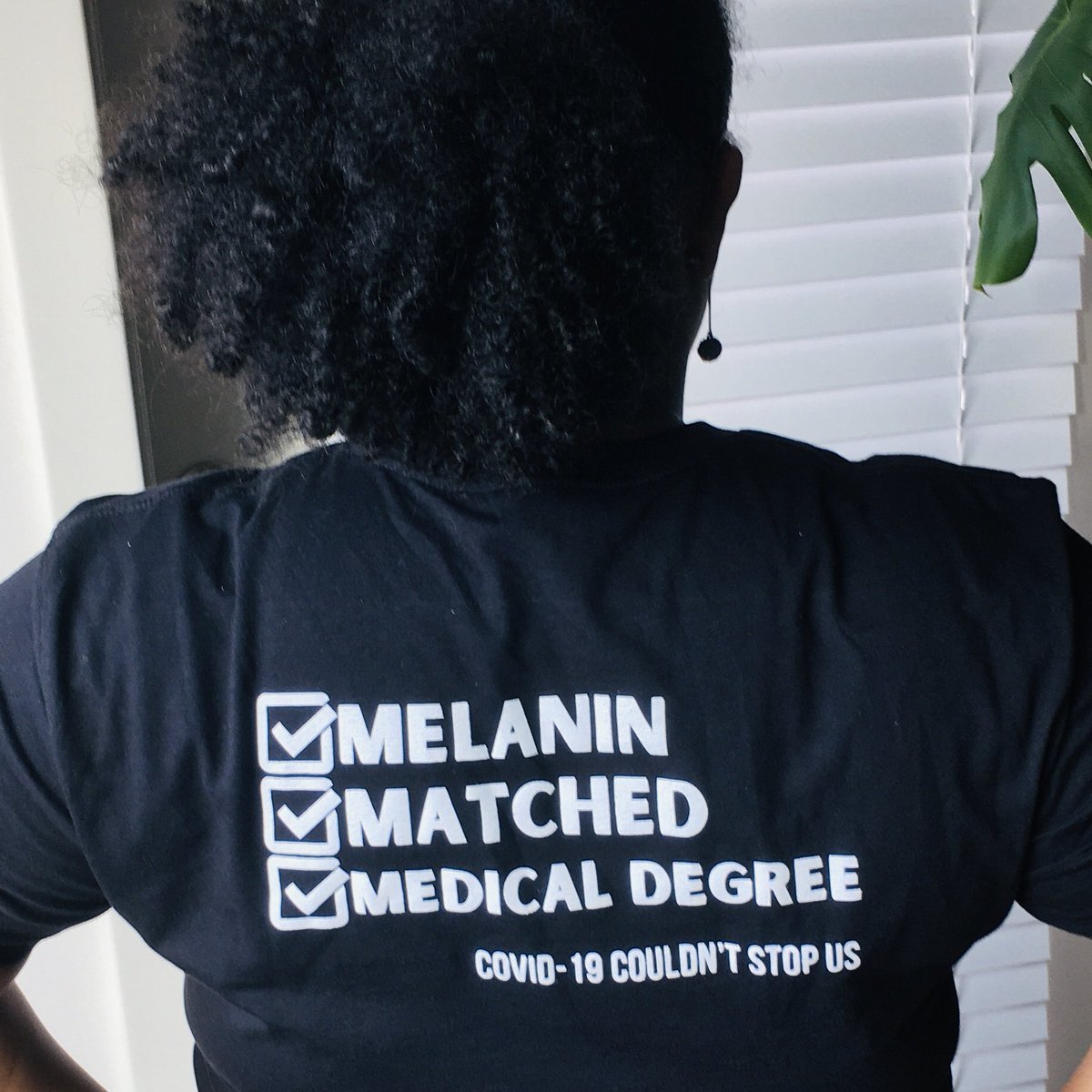 So, why Family Medicine? 👩🏾‍⚕️
Family Medicine allows me to enact my concern for the entire community’s wholeness, from pediatrics to geriatric care to reproductive health and everything in between.  (1/4)
#FMRevolution #BlackFamMedMatch #ABFMP