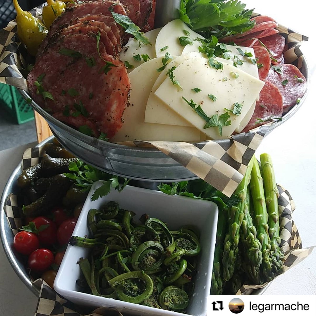 Happy Monday! This is the last week to register your vehicle for the Kitsap Wedding Tour Drive-Thru Wedding Show! You DO NOT want to miss out on all the goodies we have gathered for our limited #SwagBags from participating vendors, just like <a href="/LeGarmache/">Lora's Le Garmache</a>!