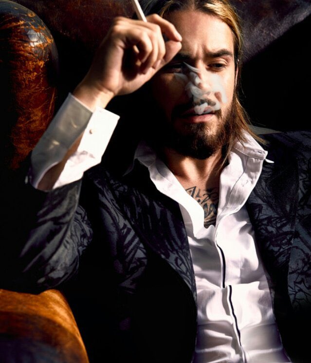 ShadesFrance's tweet image. Merci, SCH. 🎸