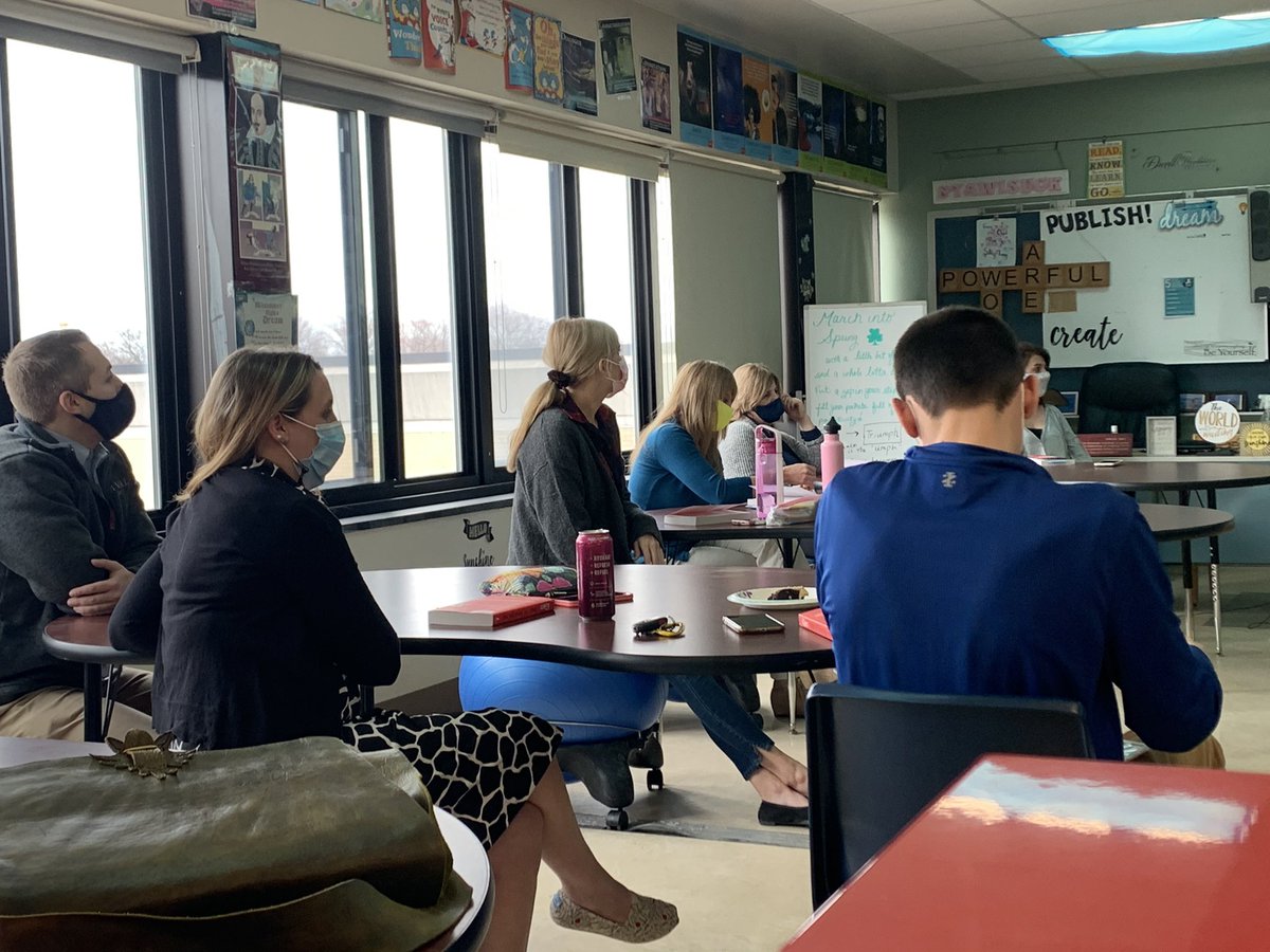 epbittar's tweet photo. Day 1 of our new HS book 📚 club taking on the book #iGen so we can better understand our students. #NTstrong #LumberjackStrong https://t.co/vUQDhuLZ9q