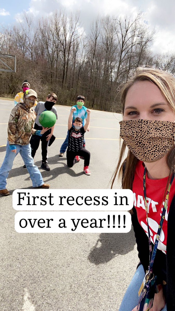 kayla_teaches5's tweet image. So happy to be back with my #CRCubs! #JCPSReturn @coral_ridge