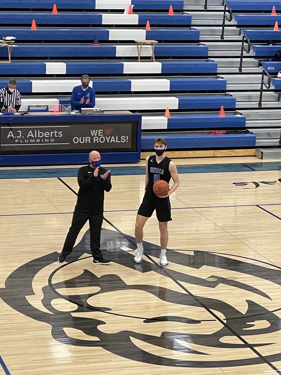 Congratulations to Bradley Cimperman on scoring his 1000th point tonight!   Great Job!
