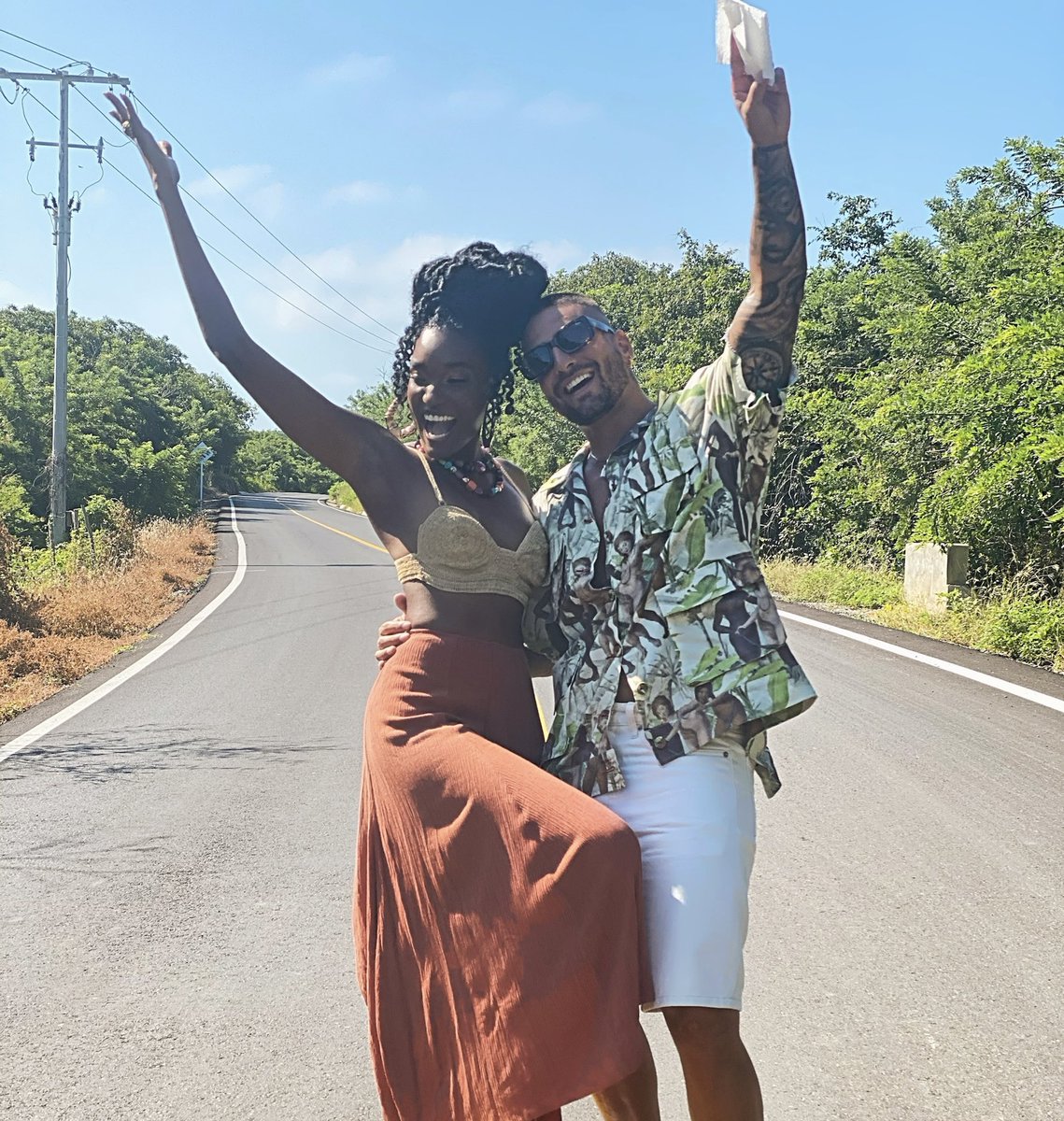 DavinaBennett_'s tweet photo. That almost-weekend mood w/ @maluma! Who’s ready for it?!

“7 Dias en Jamaica” has opened so many doors for me and I could not be more grateful! A big thank you to everyone who has stood by my side and believed in me. https://t.co/T9VS3iebyf