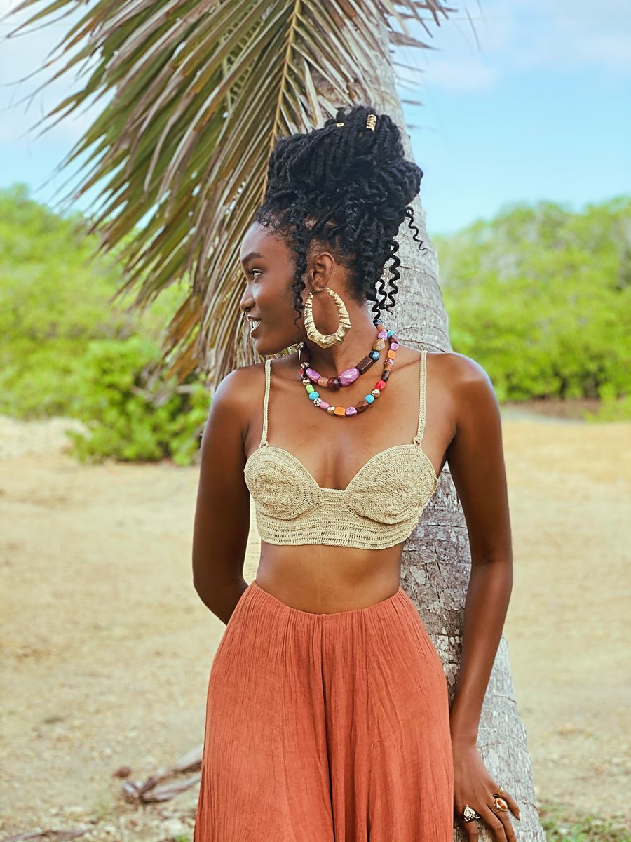 That almost-weekend mood w/ <a href="/maluma/">MALUMA</a>! Who’s ready for it?!

“7 Dias en Jamaica” has opened so many doors for me and I could not be more grateful! A big thank you to everyone who has stood by my side and believed in me.