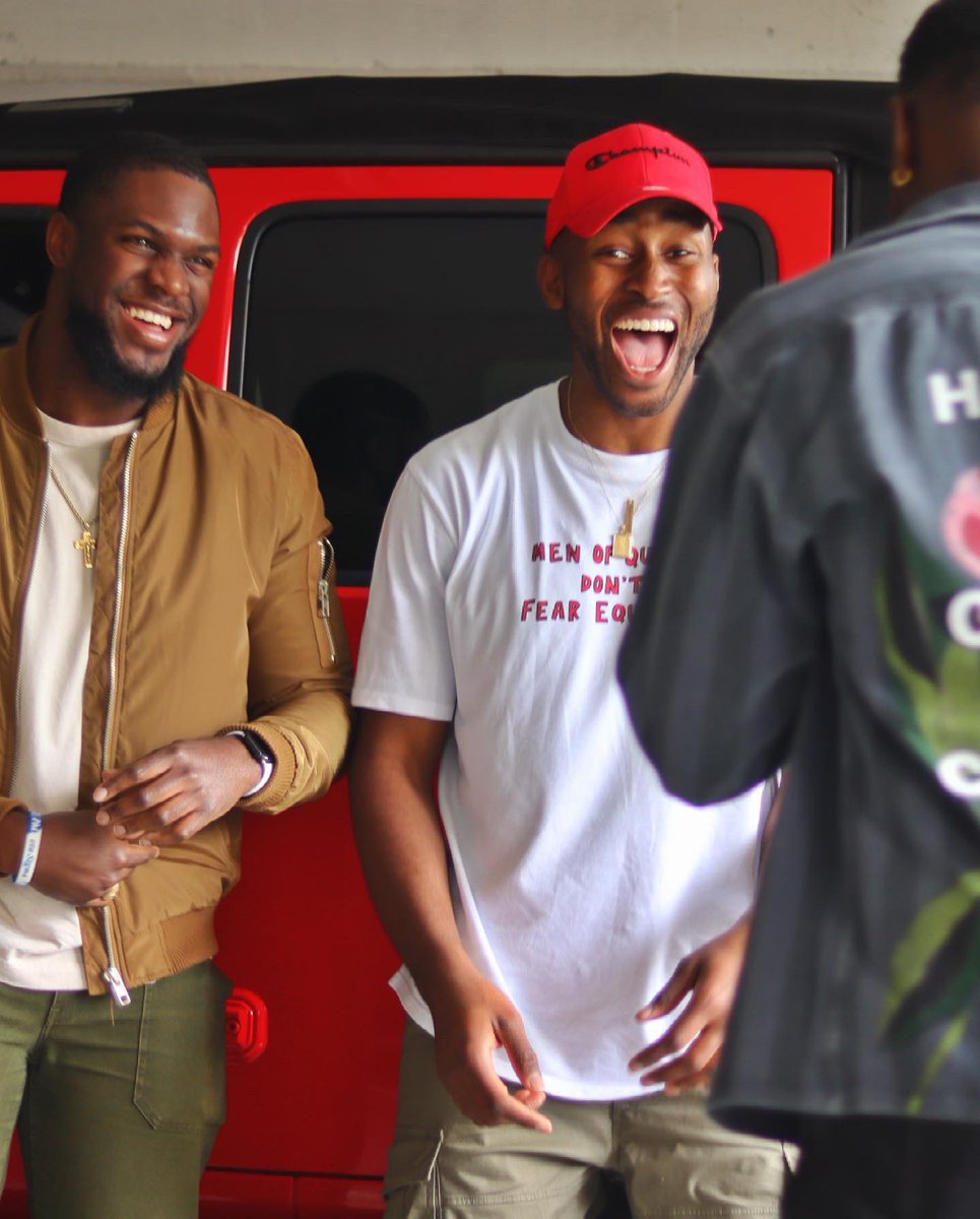 Darren1k's tweet photo. We’ll see what’s about to happen next, Okay? OKAY? 📈🤞🏾
•
•
•
•
• 
#BasicDrakeCaption #NotCreativeEnough #McDonaldsCouldNever #DontCare #Smile #MoreLifeAhead #Bruddas https://t.co/zWPsHfsgcn
