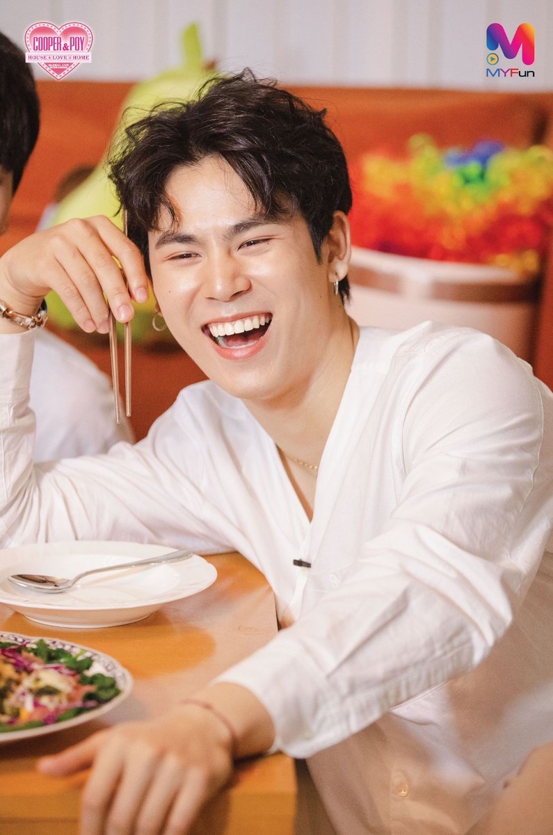 _cooperofficial's tweet photo. ความสดใสของเช้านี้❤
#cooper_patpasit
#แล้วแต่เปอร์
#PerPoyOpenHouse
Cr.Unseen Photo set from MYFUN https://t.co/xhZRd7mSo1