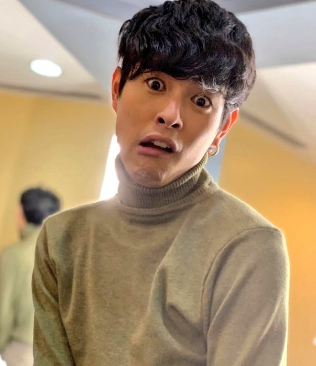 FumiyaIsFumiya's tweet photo. HAPPIEST 26th BIRTHDAY to the MOST FAMOUS JAPANESE IN THE PHILIPPINES (naks) my love, your love, our love, FUMIYA SANKAI ! ✨
@fumfumfum3 @akosifumiya https://t.co/TDIRxPbOys