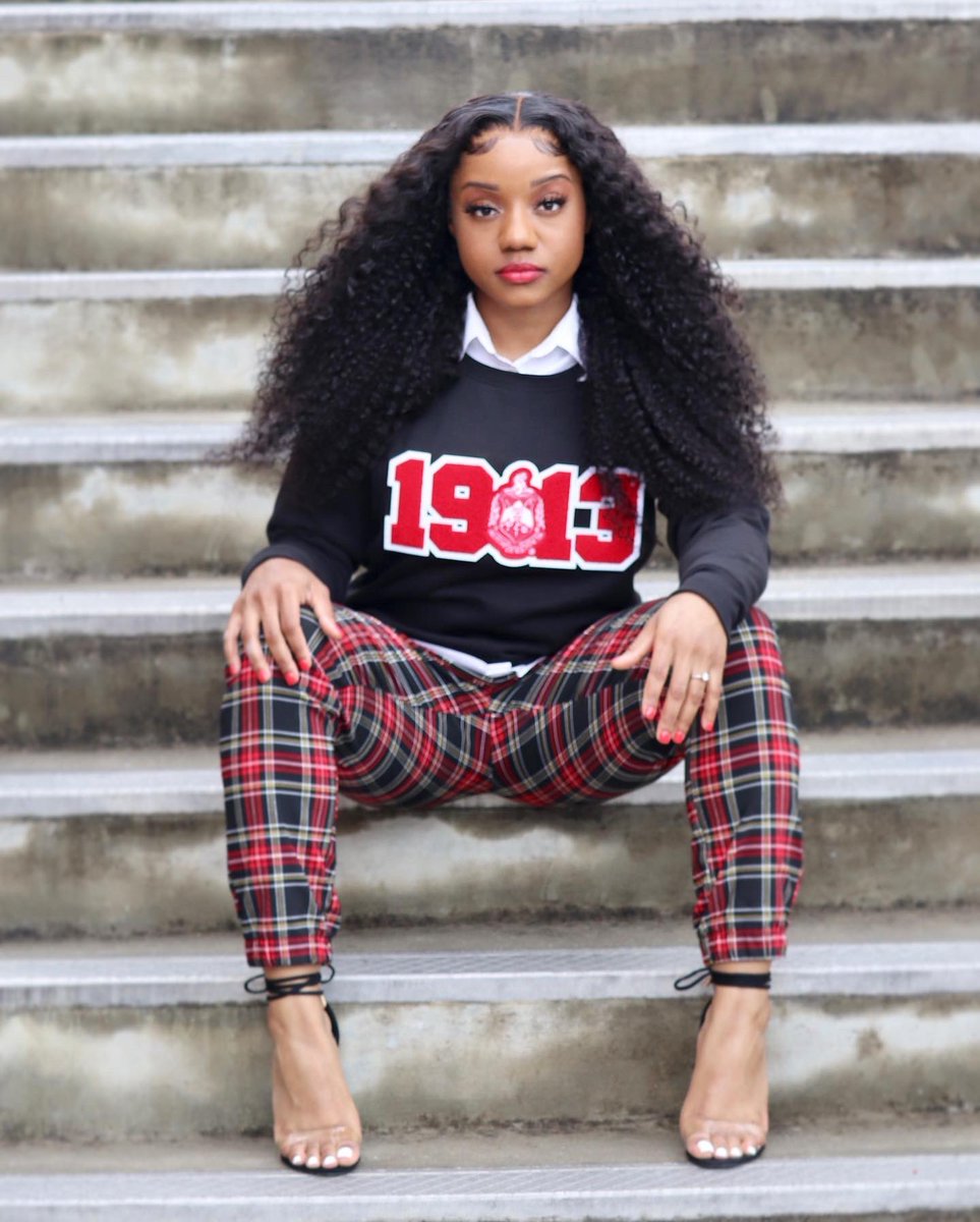 Kadasiaaaa_'s tweet image. The Live 5ive of this DevaSTating line but in Deltaland I’m known as Tenacious Tide.🔺🐘
#DeltaSigmaTheta
#AOML
#Spring21
#1913
#45POR