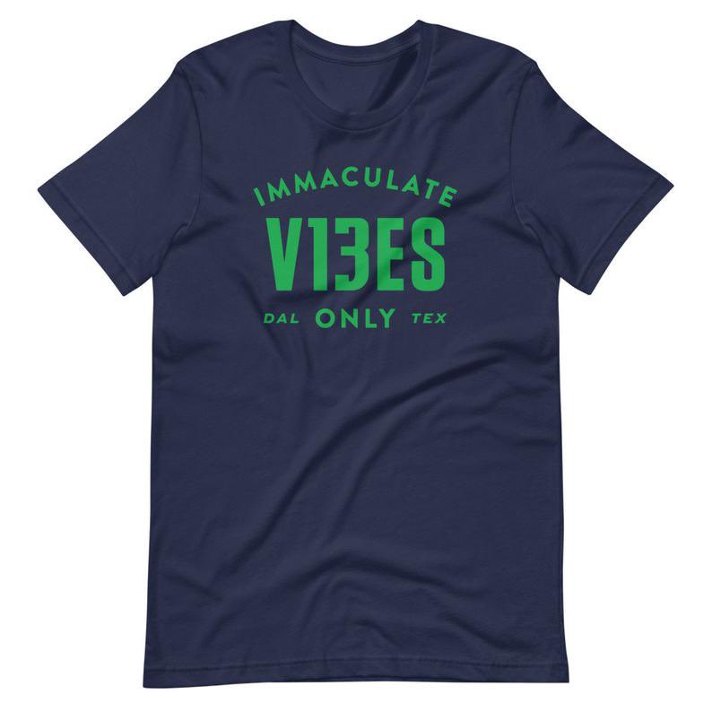 DenverGravitt's tweet photo. OKAY Y’ALL WE’RE LIVE
I’ve used this company in the past and it’s great quality stuff on my favorite shirt blanks. Thanks for giving me a chance to get this up. Lots of stuff to choose from!! https://t.co/zNLnUA8icr https://t.co/DpirIChqo1