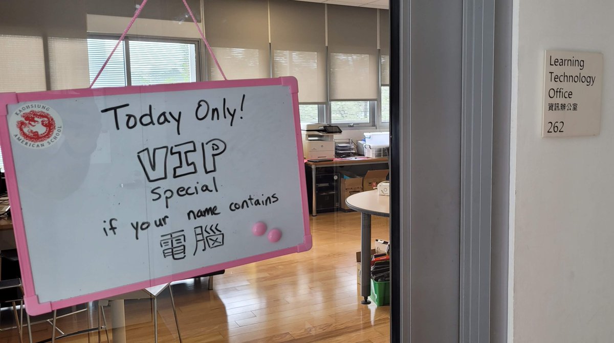 binarydaze's tweet image. Hey @akindosushiroco, 要玩就要玩大的. #HoldMyBubbleTea #EdTech #KAStw #鮭魚 #SalmonChaos @KaohsiungAS