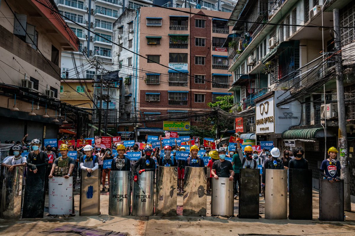 The Yangon neighborhood of Sanchaung has been "in the eye of the storm" of the pro-democracy protests in Myanmar. The protesters are in the street, and the entire community seems to be pitching in to help them in anyway that it can. washingtonpost.com/world/2021/03/…