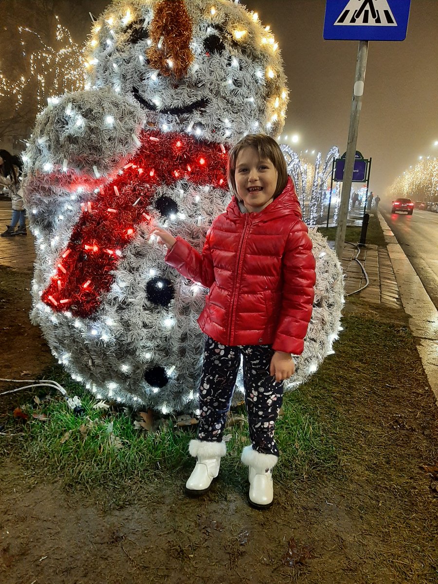 gracescience's tweet photo. #Happy6th, Olivia 🎉. From your parents: "Our dear Olivia, Happy 6th birthday!!! We are all so proud of you. You have shown us that you really are a fighter &amp; you will never give up! Everyone who meets you simply falls in love. You are our miracle. We love you infinitely.” #ngly1 https://t.co/BXhuGfsqwW