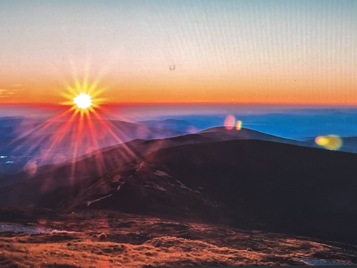 azisgodscanvas's tweet image. Normal didn’t work very well. 

We are at the start of a new era. 

Create schools where every student and every teacher can thrive. 

#springcue #cue21 #springcue21 #wearecue @cultofpedagogy @JoeMarquez70 @cueinc @IV_CUE