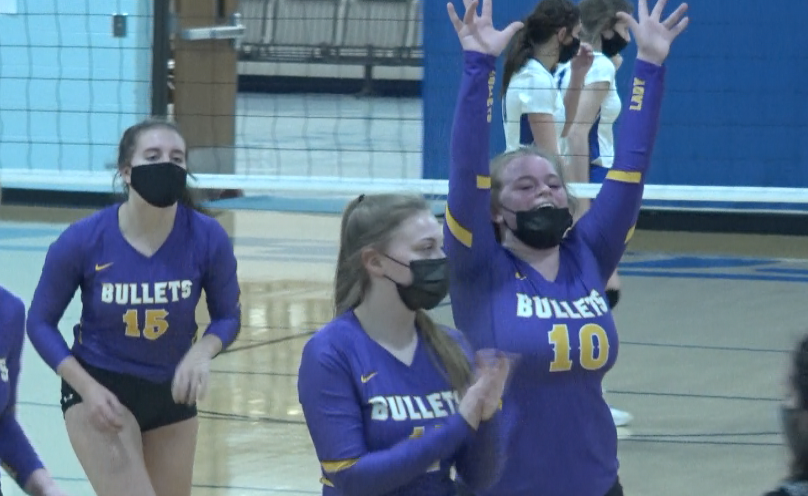 Channel1450com's tweet photo. Bullets Handle Trojans Late Charge To Sweep For Sangamo Win: https://t.co/d3X6JBQ4MX https://t.co/DtLA8wugF7