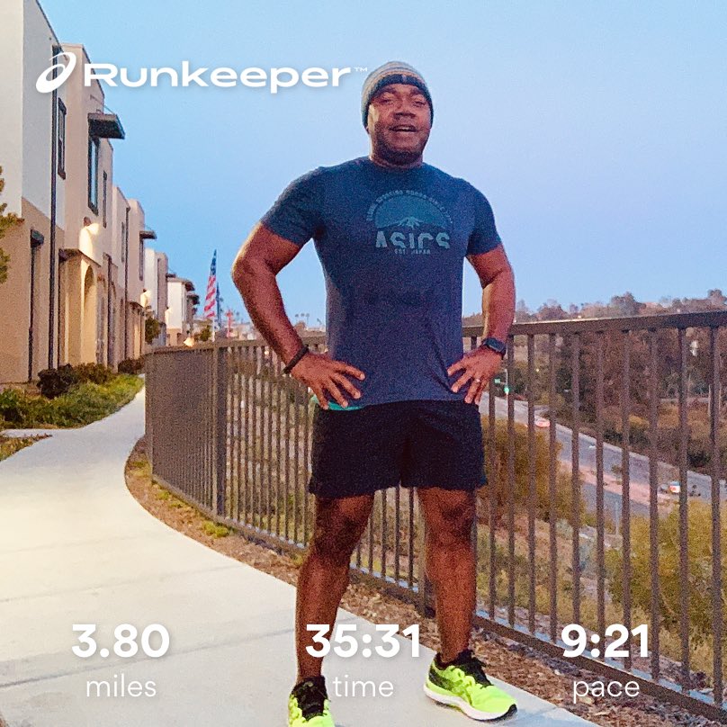 Russ_Franchise's tweet photo. @Runkeeper RSD141. First, evening hill intervals. Second, cold beer. 🍺 @PizzaPortBeer #CaliforniaHoney #RKRunner https://t.co/tPUqVzDZ2j
