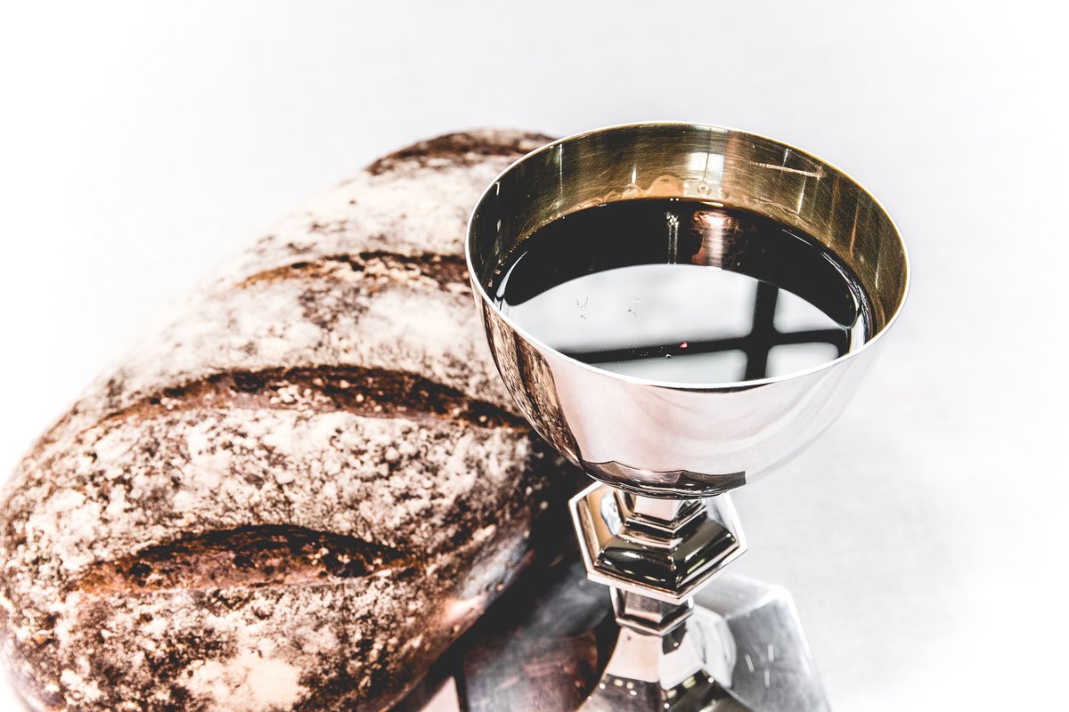 NickyCruzOrg's tweet photo. “Then He took a cup, and when He had given thanks, He gave it to them, saying, ‘Drink from it, all of you. This is my blood of the covenant, which is poured out for many for the forgiveness of sins." Matthew 26:27-28 https://t.co/OQyCm3yOoP