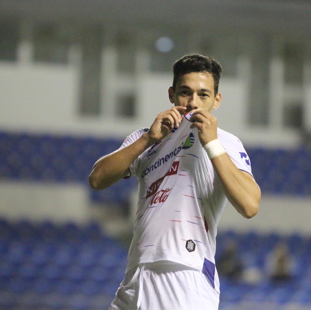 carsebas10's tweet photo. @clubnacionalpy https://t.co/vYyhs4J3g2