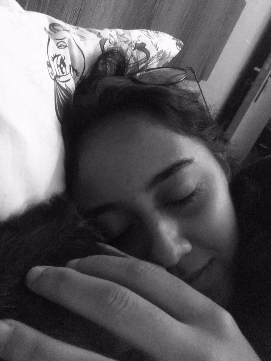 maagomes13's tweet photo. você me ensinou a como amar e me mostrou como é ser amada, te amo💖 https://t.co/PIX6FGqSNd