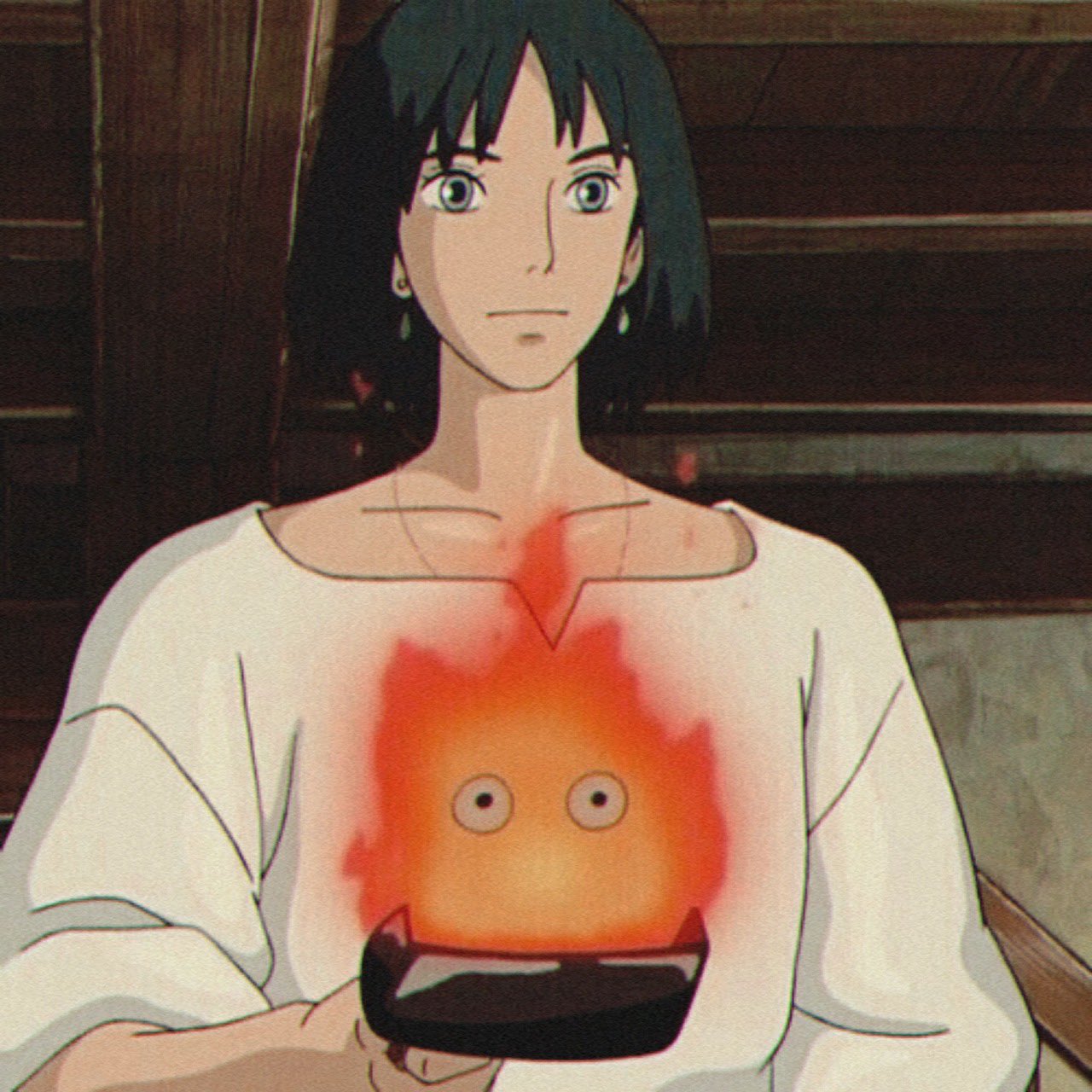 𝐨 𝐳 可愛いカルシファーシリーズ 4枚目のシーン可哀想だけどもたっとしてて可愛いんだよな ハウルの動く城