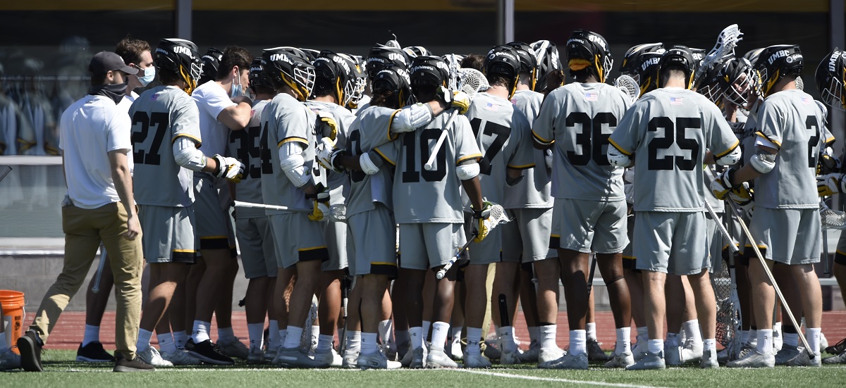 UMBC_MLax's tweet photo. #GameDay @UMBC begins as we host No. 16 Vermont on Saturday at 11 a.m. 

Preview: https://t.co/kUTpYpBMYx
Video: https://t.co/SNpz3CK7uc
Live Stats: https://t.co/W1QOcdFNdV

#LetsGo #RetrieverNation https://t.co/SLPbAHdn5U