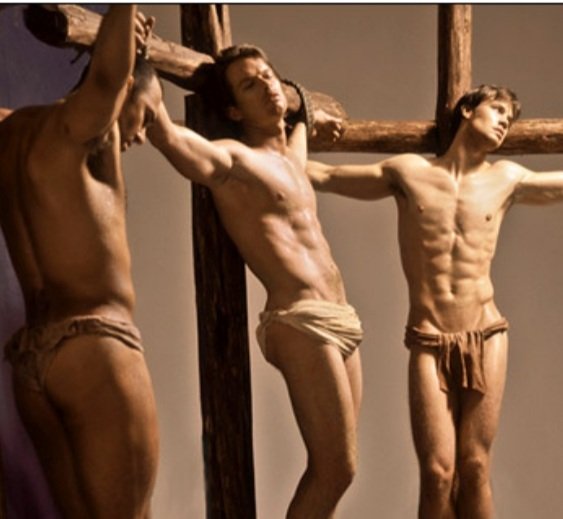 Villacreses977G's tweet photo. @LassoGuillermo, @ecuarauz   Viernes Santo 2021, continúan crucificando a los hermanos ecuatorianos:
No hay #Empleo, para poder comer. 
#QueremosVacunasYa, Pedimos que #DevulvanLoRobado los corruptos.
Queremos un #EcuadorSinCorrupción
Respondan a las #DiezExigenciasManabitas https://t.co/qRj4zm5XZf