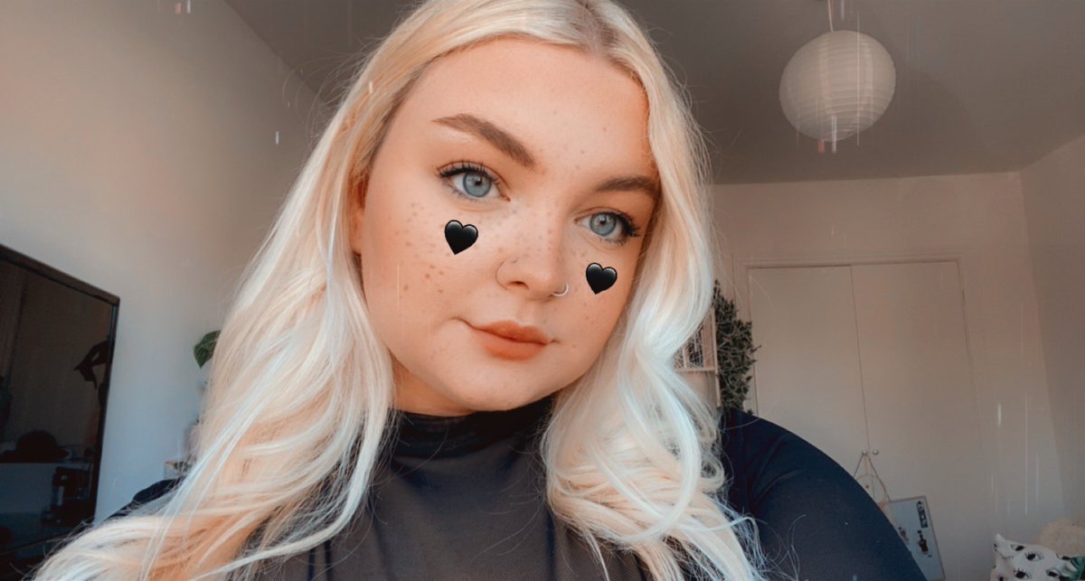 chansbby's tweet photo. 🖤🖤 https://t.co/JsuSuOqyGv