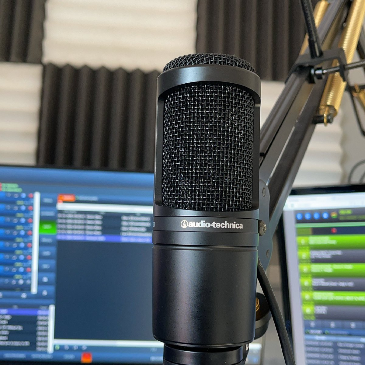 RadioWindrush's tweet photo. New equipment, New studio, same host, same show, let’s test this out, Classic Dance Club LIVE from 6pm on https://t.co/C0vKbrbjlg from Langdale Hall Media Centre in the centre of Witney 
Car crash radio, join Simon D from 6pm
#nervous #70s #80s #90s #00s https://t.co/OM67ziJ9Oe