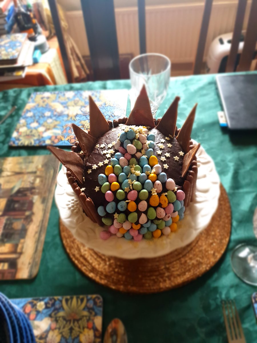 Rice0211A's tweet photo. #easter cake 🎂 made for the ladies of the house. I figure this might not last too long! Have a happy and safe easter everyone
#holiday #familytime #chocolate #cake #cakeistheanswer https://t.co/4sw2PwrAMU