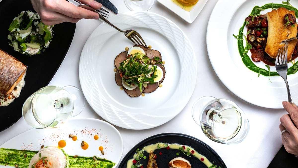 From our family to yours, we wish you good health and happiness this Easter weekend. 

📷: <a href="/LeilaKwok/">Leila Kwok</a>