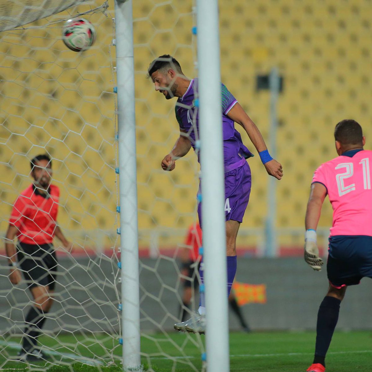 AlshortaSC1932's tweet photo. We put 7️⃣ past Al-Samawa in the biggest league win of the season 💪

نهاية المباراة بفوز ساحق للشرطة بسباعية بمرمى السماوة
#مبروووك 💜 https://t.co/uMCdxZJn12