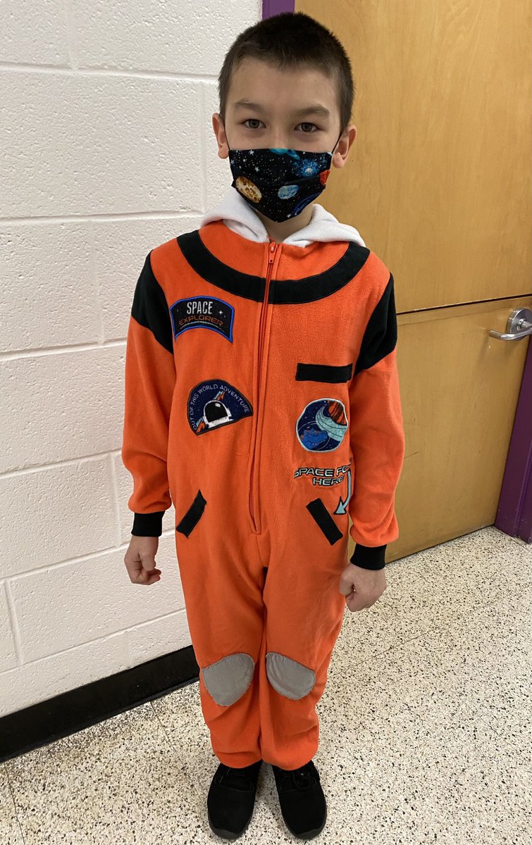marietculver's tweet image. PJ Day ‘Math is Dreamy’ with ⁦@NASA⁩ 🌎 🚀 ⁦@SeatackAADA⁩ #seatackdreamers #MathMatters2
