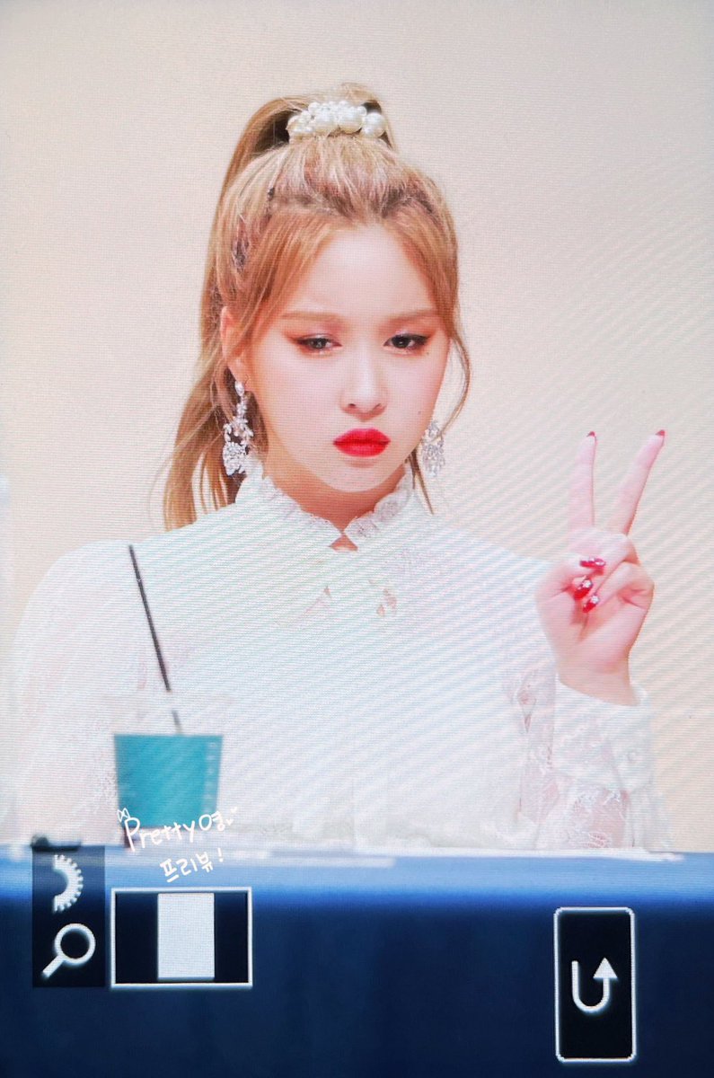 prettyyoung0514's tweet photo. 210402
#우주소녀 #WJSN #다영 #DAYOUNG https://t.co/vgLXD6HjI9
