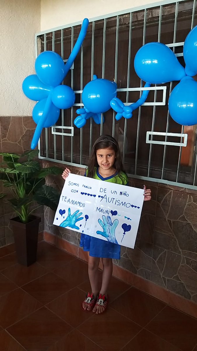 py_tea's tweet image. Unite a la campaña utilizando un lazo azul 🔵, haciendo vídeos, fotos, selfie #hashtagchallenge #YoMeSumoaLaCampañaTeaPy 
#YoHabloDeAutismoTeaPy
#DíaMundialAutismo
#2A