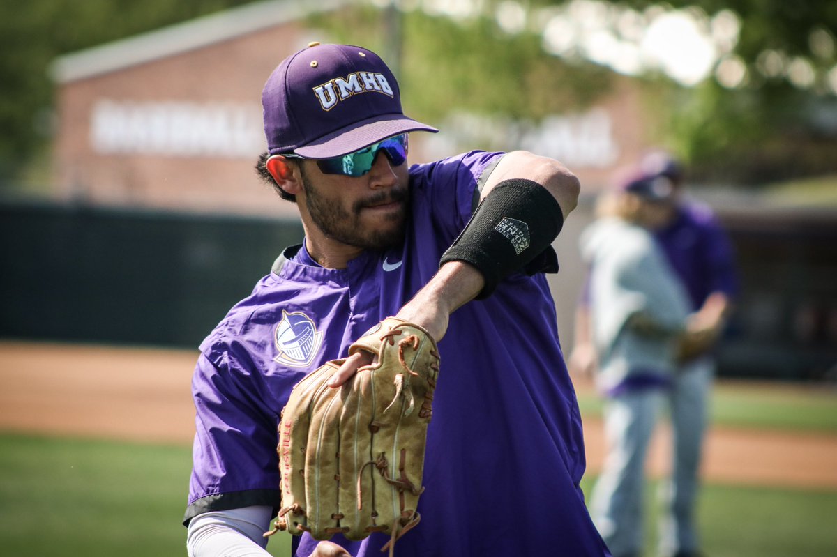 UMHB Baseball⚾ tweet media