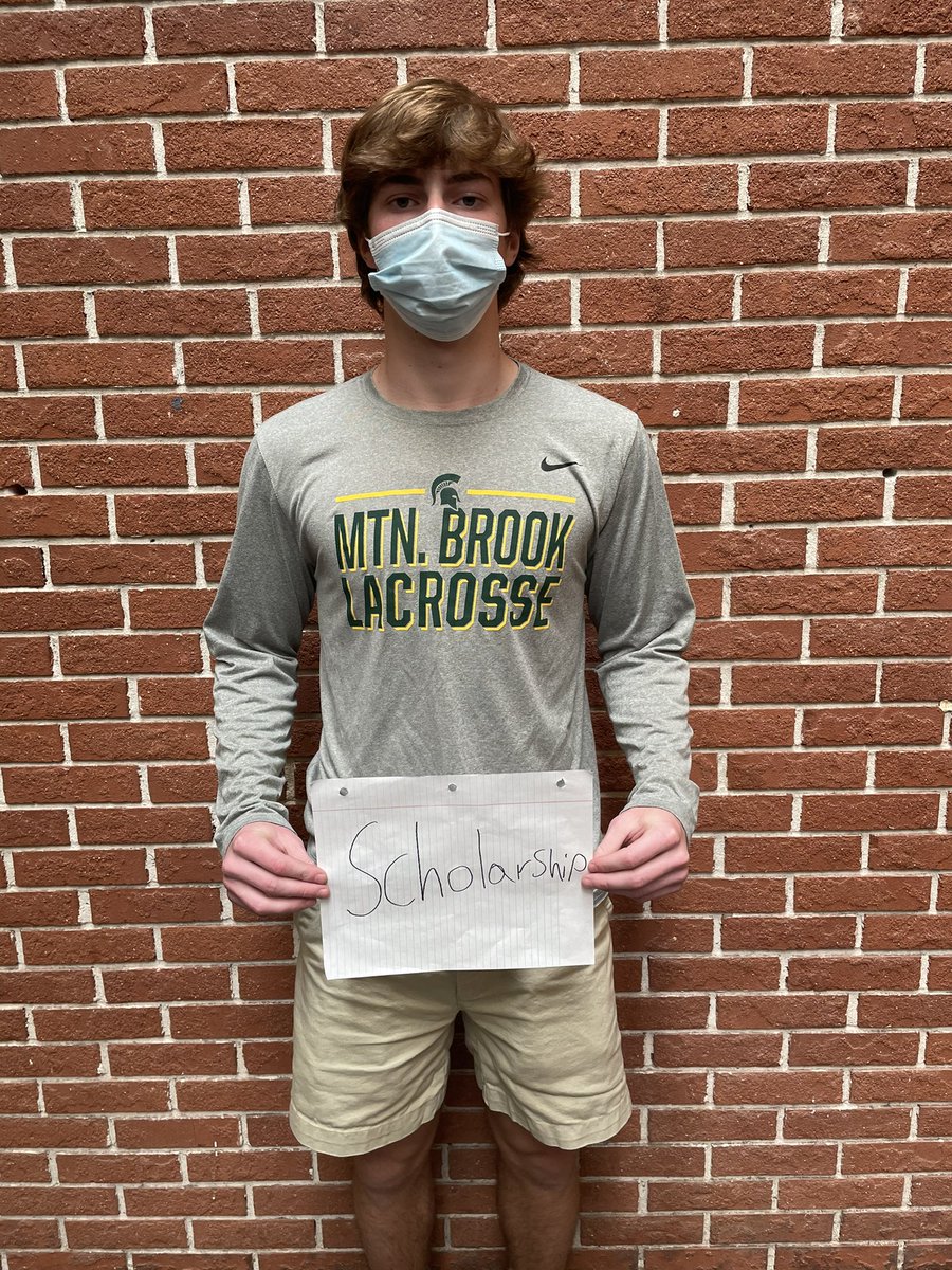 Players like Billy Radney don’t have the opportunity to get  lacrosse scholarships due to lacrosse not being a school sport at Mountain Brook.