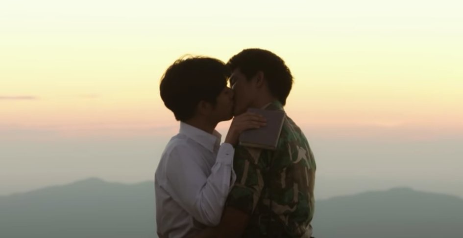 REALLYREVIL's tweet photo. IM ABOUT TO COUNT THE STARS A THOUSAND TIMES AND IF I DONT GET SOMETHING LIKE THIS I WILL BE SUING
 
#นิทานพันดาวตอนจบ https://t.co/t3BOSgWKOo