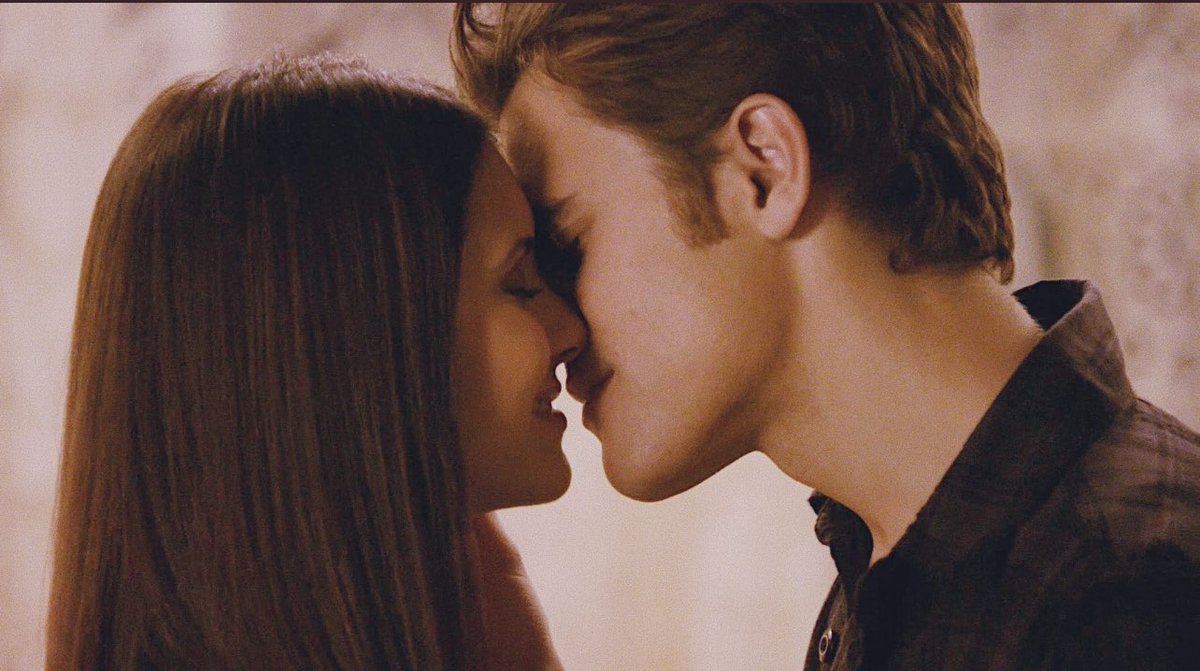 stelenere's tweet photo. Stelena smiling while kissing is something so Pure https://t.co/Ho0TdSTtQs