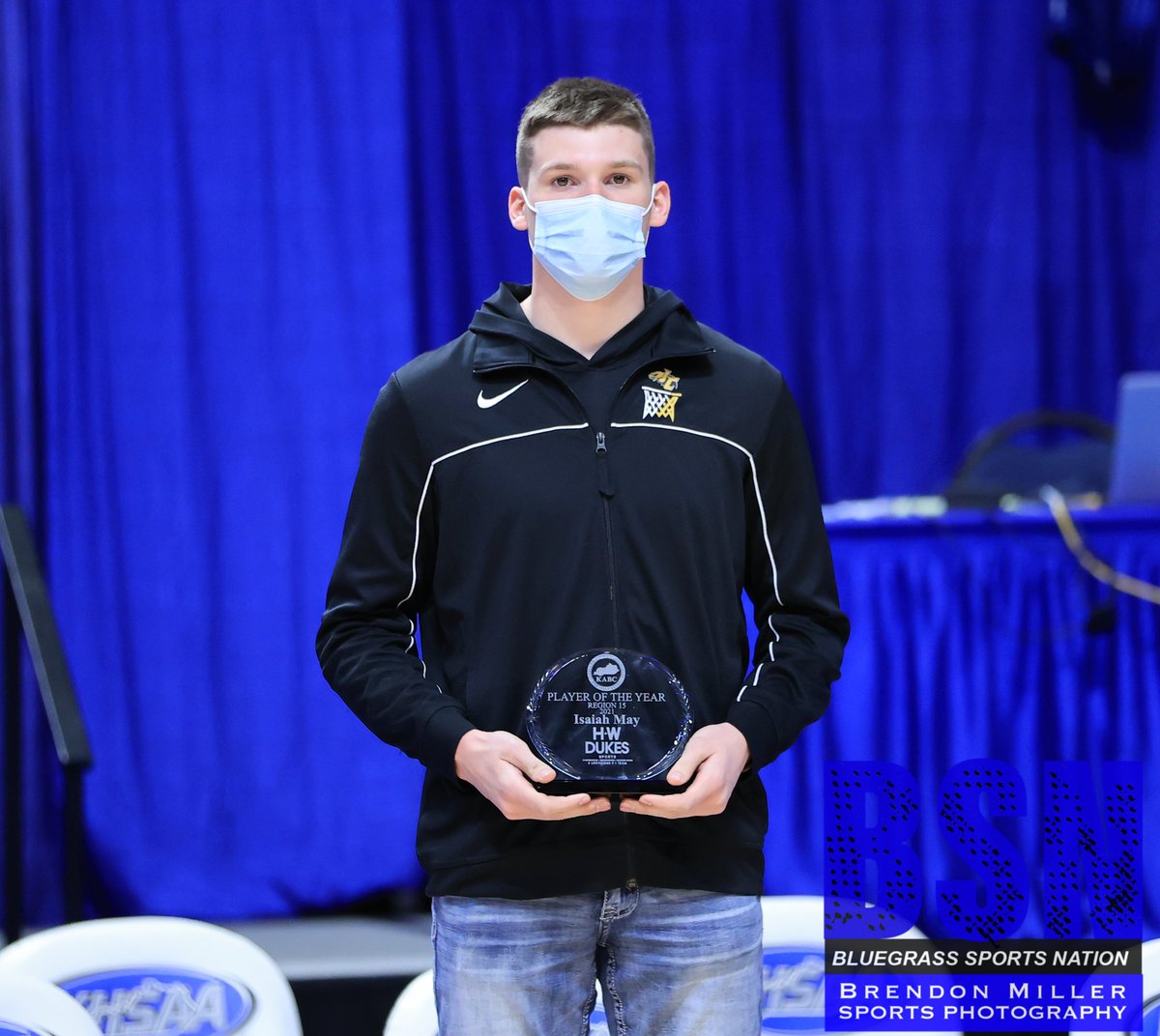 BGSportsNation's tweet photo. KABC 15th Region Player of Year @isaiahmay42 received his award today at @Rupp_Arena during the @KHSAA Sweet 16!!! Congratulations Isaiah!!! @BCharlesBSN @JCAthletics_ @sports_MtM @DavidandDarryl @JRVanHoose @unwiredapp @JCEaglesInfo https://t.co/wNJOPYTv5n