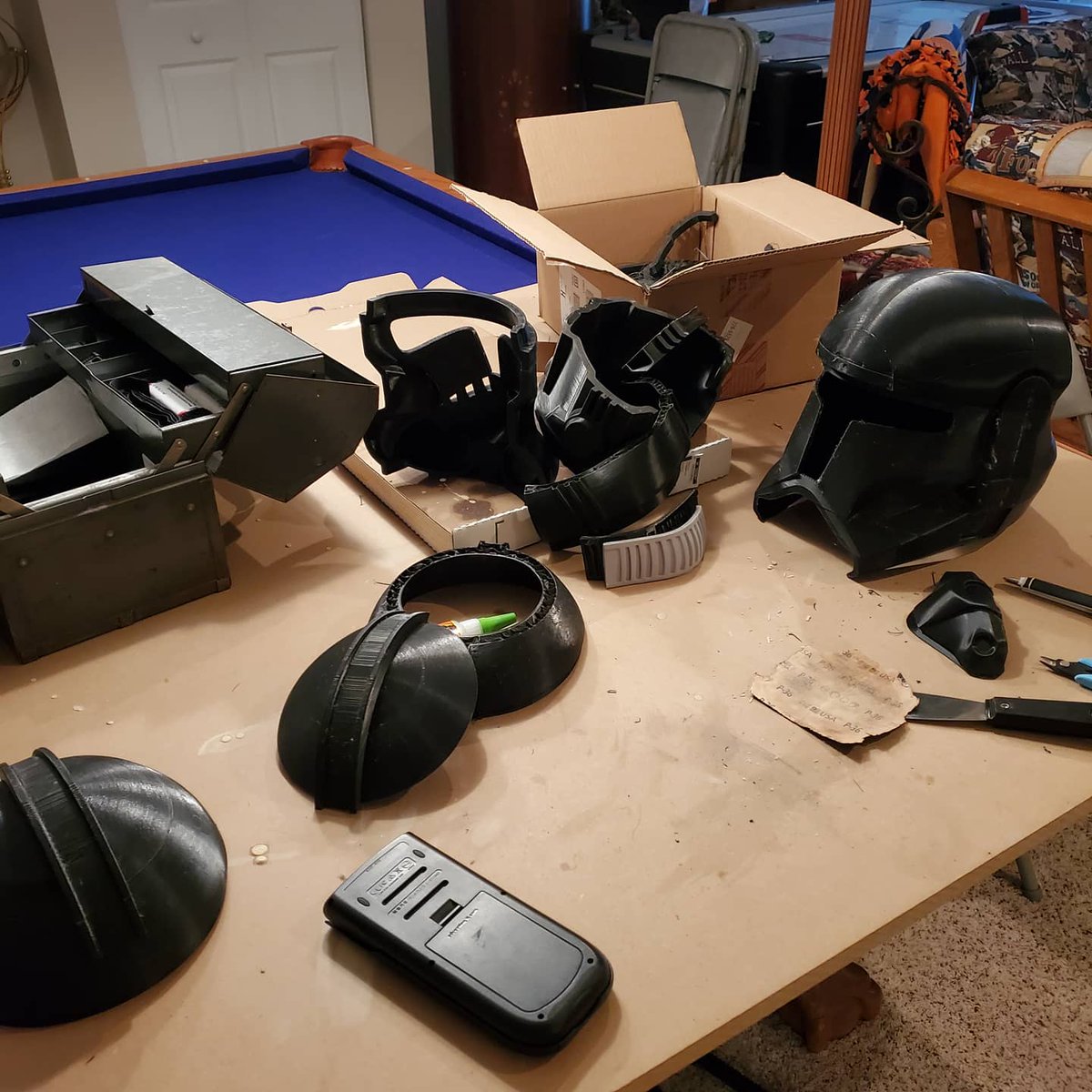 K2ProductionsYT's tweet photo. I have a republic commando helmet here that I found on thingiverse! it's a really great file and I'm excited to paint and finish it! #StarWars #StarWarsBattlefrontII #clonewars https://t.co/HbucCf3E38