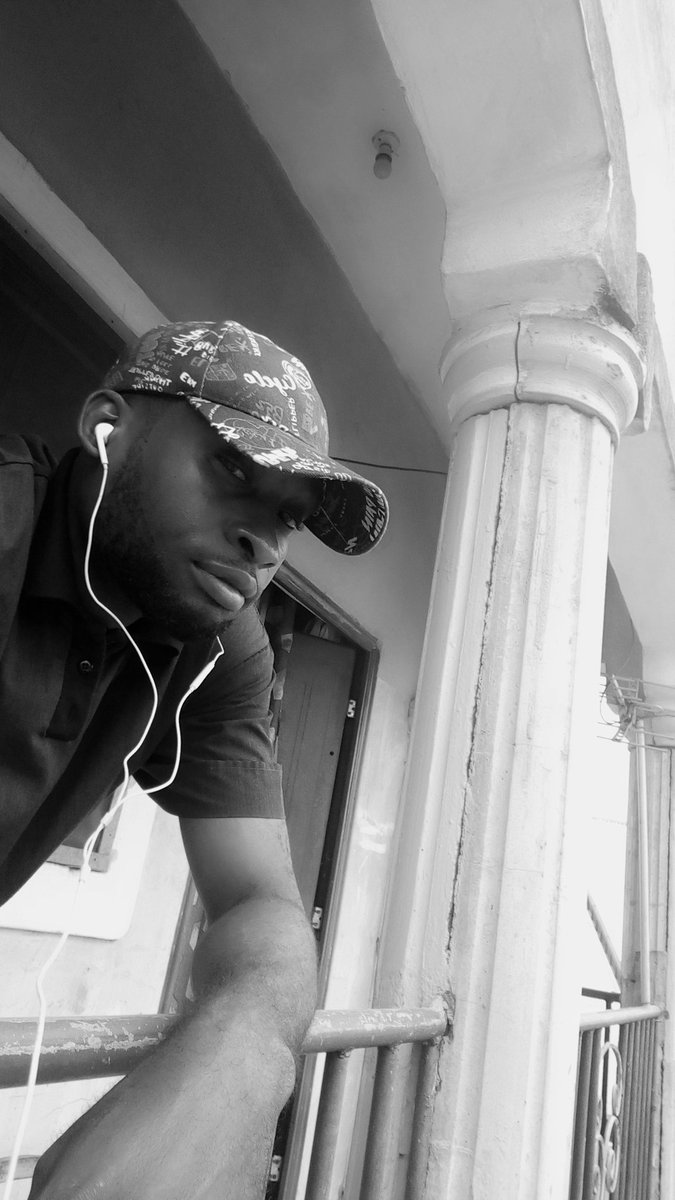 kingADvibes's tweet photo. Mood for the weekend! 💚🦋 Most handsome that year from one sect &amp; I kept the award for my kids unborn.

#Boo📸shotit!
#AkwaIbomToTheWorld🚀🌐
#easterseason💓
#EasterGroove🎉🎉
#KingAD👑
#singledaddy♂️
#london♻️
#akwaibom🔰

🔌 eddymanagement1@gmail.com 😎
💗💙💙💙💙💙💙💚💚💚 https://t.co/ZWkE5eRRrS