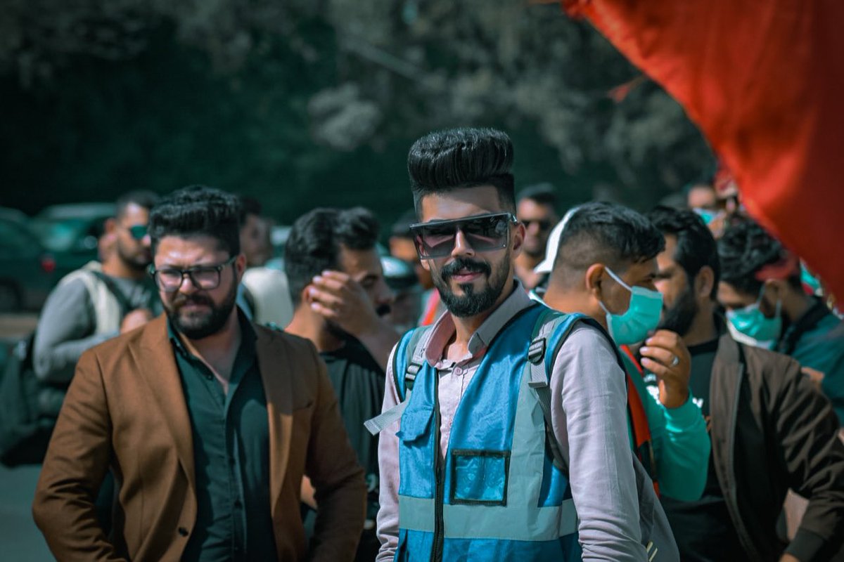 مليت من السماع وهسة دوري انو اتكلم 
يكفي ابقى ساكت ومكمم ✌️
#ثوره_المهندسين_بالتحرير